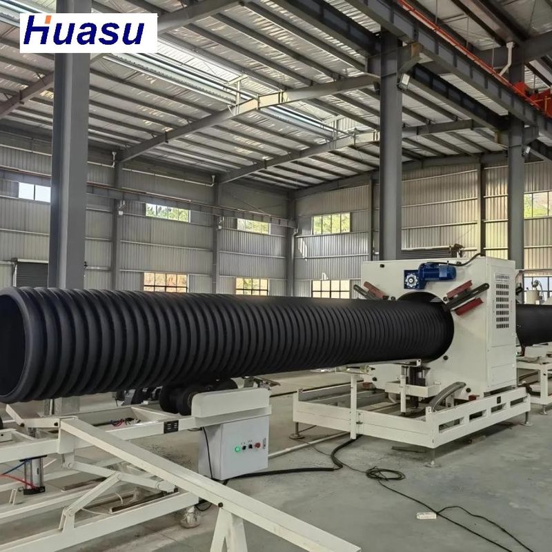 Yüksek Üretimlilikli Çift Duvarlı Gömlekli Boru Ekstrüzyon Lini 32-1600 mm boru çapı aralığı ve Siemens PLC Teknolojisi