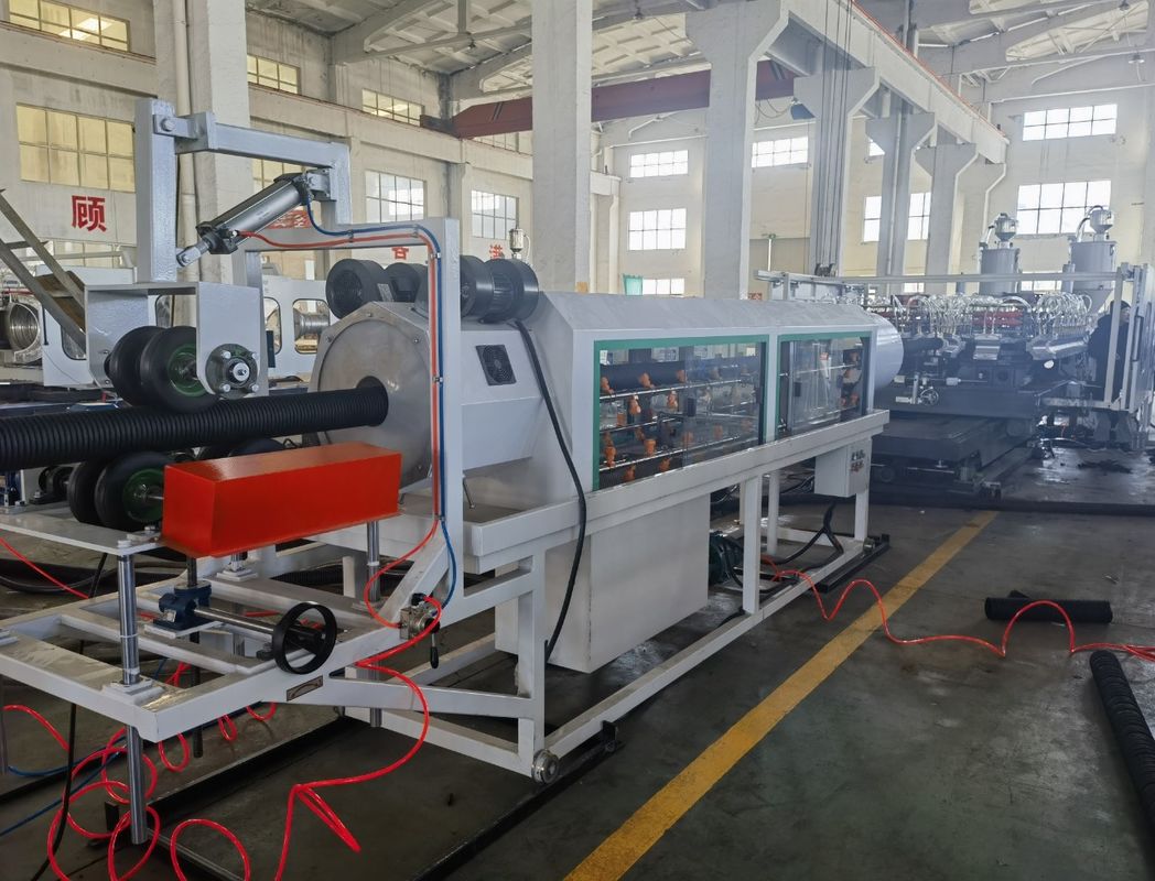 PE PP PVC Çift Duvarlı Gürültülü Boru Ekstrüzyon hattı Su drenajı için boru makinesi ekstrüzyonu