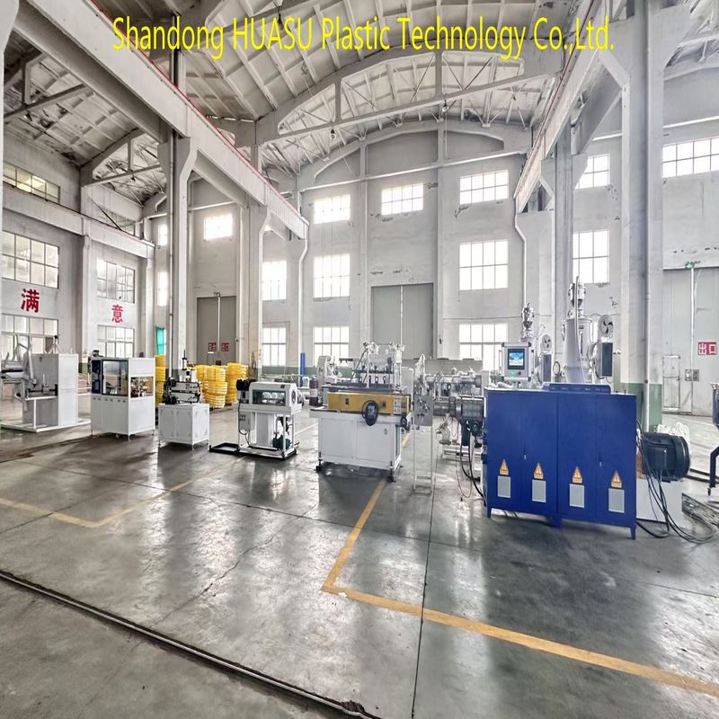 Yatay 800mm Boru Çaplı DWC Boru Ekstrüzyon Hattı, 60-2000kg/sa Kapasite ve Siemens PLC Sistemi