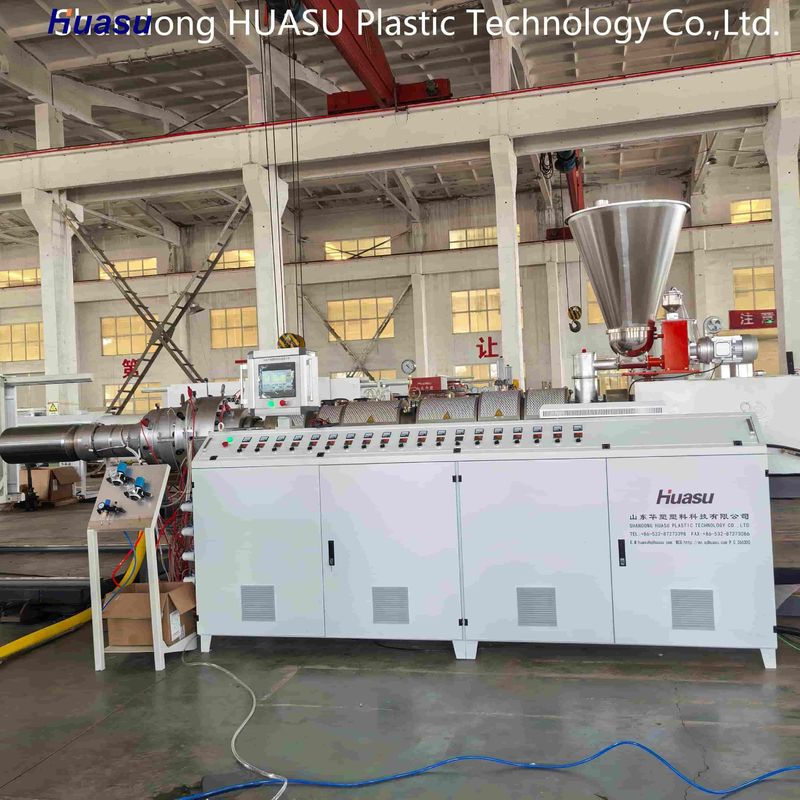 32-1600mm Boru Çapı ve 500-2000Kg/Saat Çıkış Kapasiteli Özelleştirilebilir PVC Çift Duvarlı Oluklu Boru Üretim Hattı