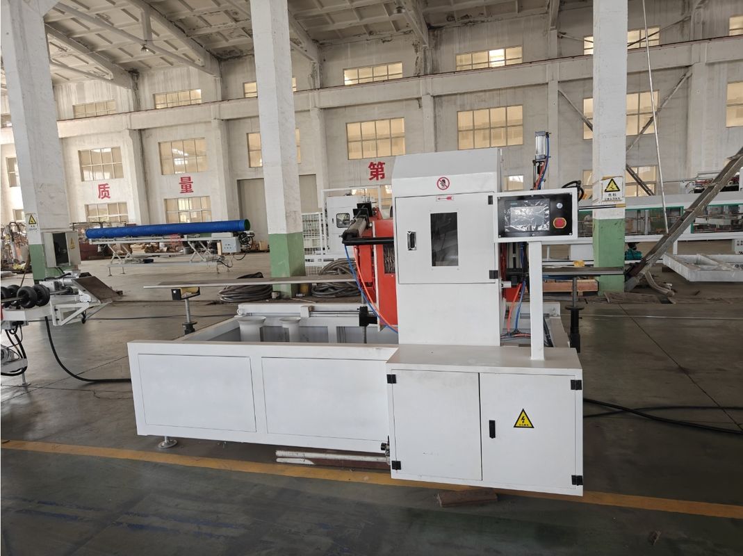 Alüminyum alaşım kalıp malzemesi ve Schneider Contactor ile özelleştirilebilir çift duvarlı dalgalanmış boru ekstrüzyon hattı