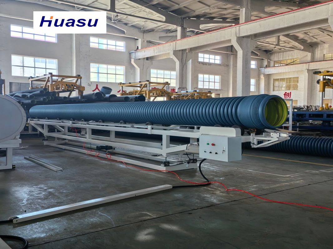 Yüksek Hızlı 32-1600mm boru çapı DWC boru çıkartma hattı 60-2000kg/saat kapasite ve Siemens PLC Kontrol Sistemi