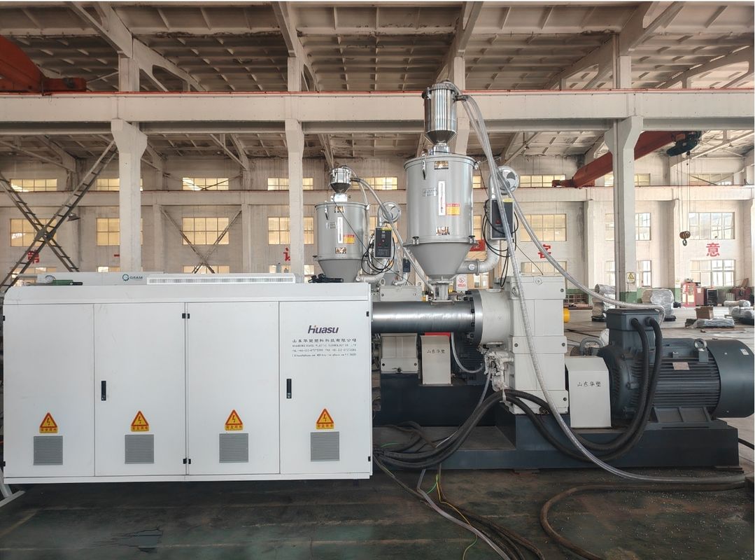 Siemens Ana Elektrikli ve Su Soğutma Yöntemli Çift Duvarlı Oluklu Boru Ekstrüzyon Hattı