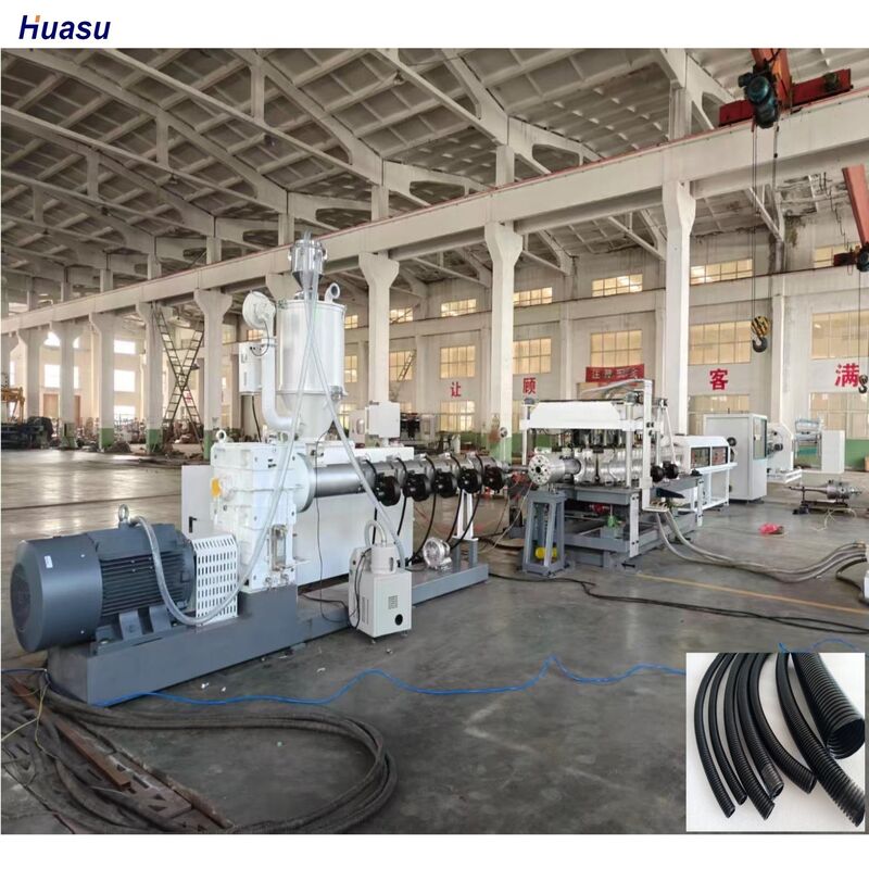 Su soğutma sistemi ve 20CrMnTi dişli malzemesi ile ISO ve CE sertifikalı Çift Duvarlı Dalgalanmış Boru Ekstrüzyon hattı