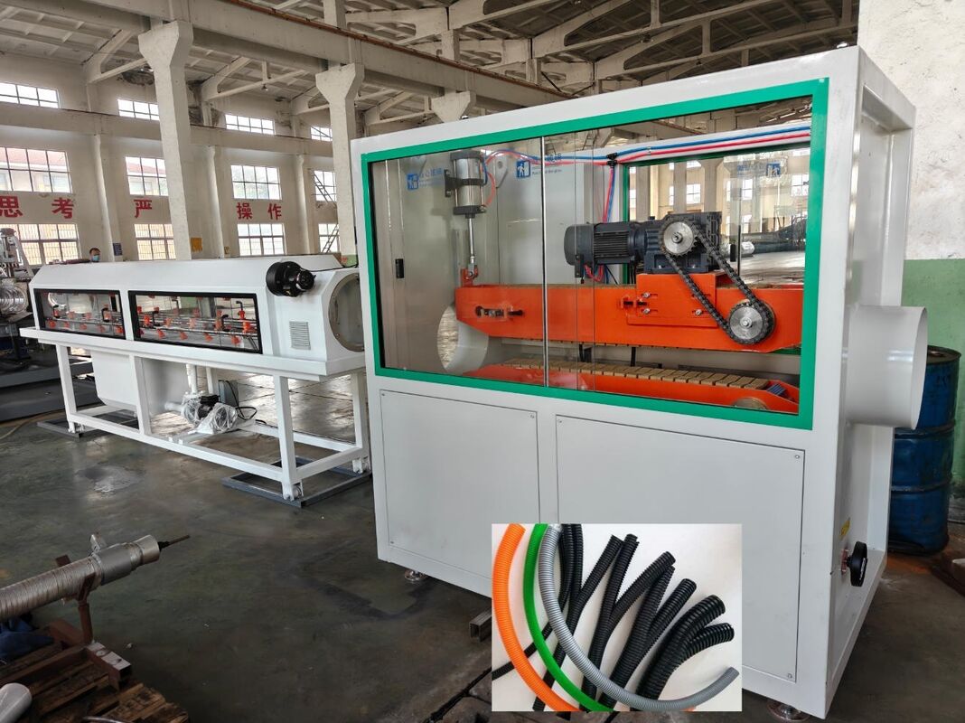 Siemens Ana Elektrik Parçaları Çift Duvarlı Oluklu Boru Ekstrüzyon Hattı, 48 Kalıp Adedi ve Su Soğutma Fonksiyonu