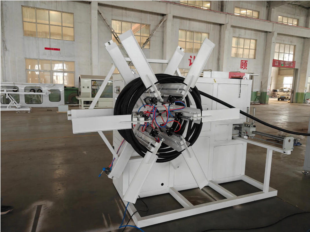 PLC Kontrollü, 37kw Motor Gücüne Sahip ve Tutarlı Boru Üretimi İçin Tek Vidalı Tasarıma Sahip Tek Duvarlı Oluklu Boru Ekstrüzyon Hattı