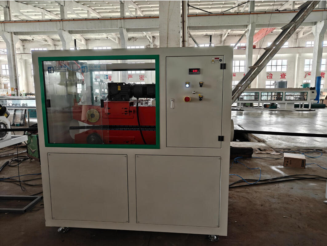 PLC Kontrollü Tek Duvarlı Oluklu Boru Ekstrüzyon Hattı, Yarı Otomatikten Tam Otomatik Çalışmaya ve Schneider/Siemens Elektrik Bileşenlerine Sahiptir