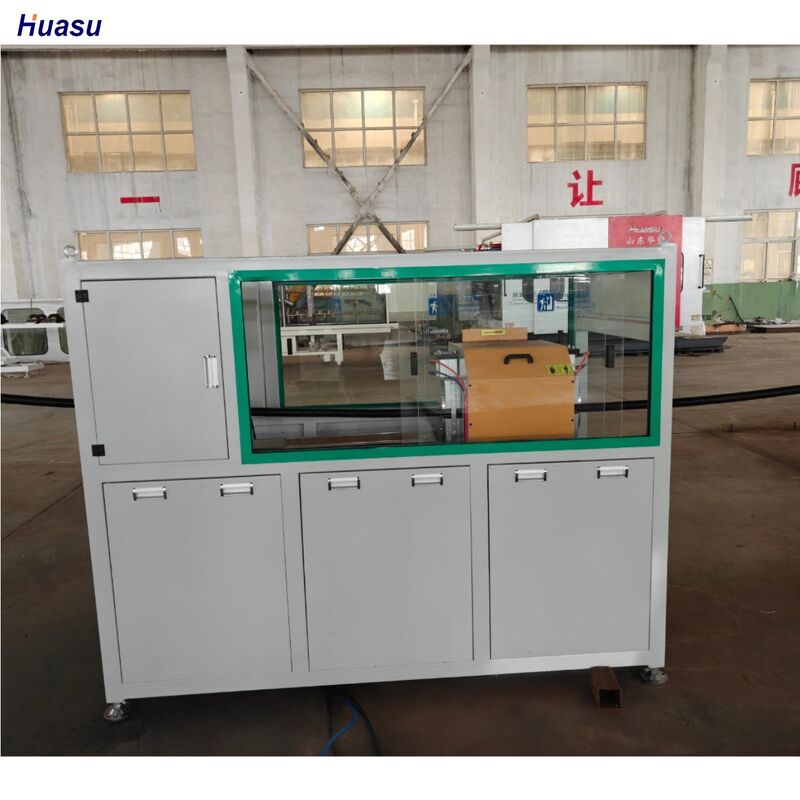 PLC Kontrollü Tek Vidalı Tasarımlı ve Çelik Su Manketi Malzemeli Tek Duvarlı Oluklu Boru Ekstrüzyon Hattı