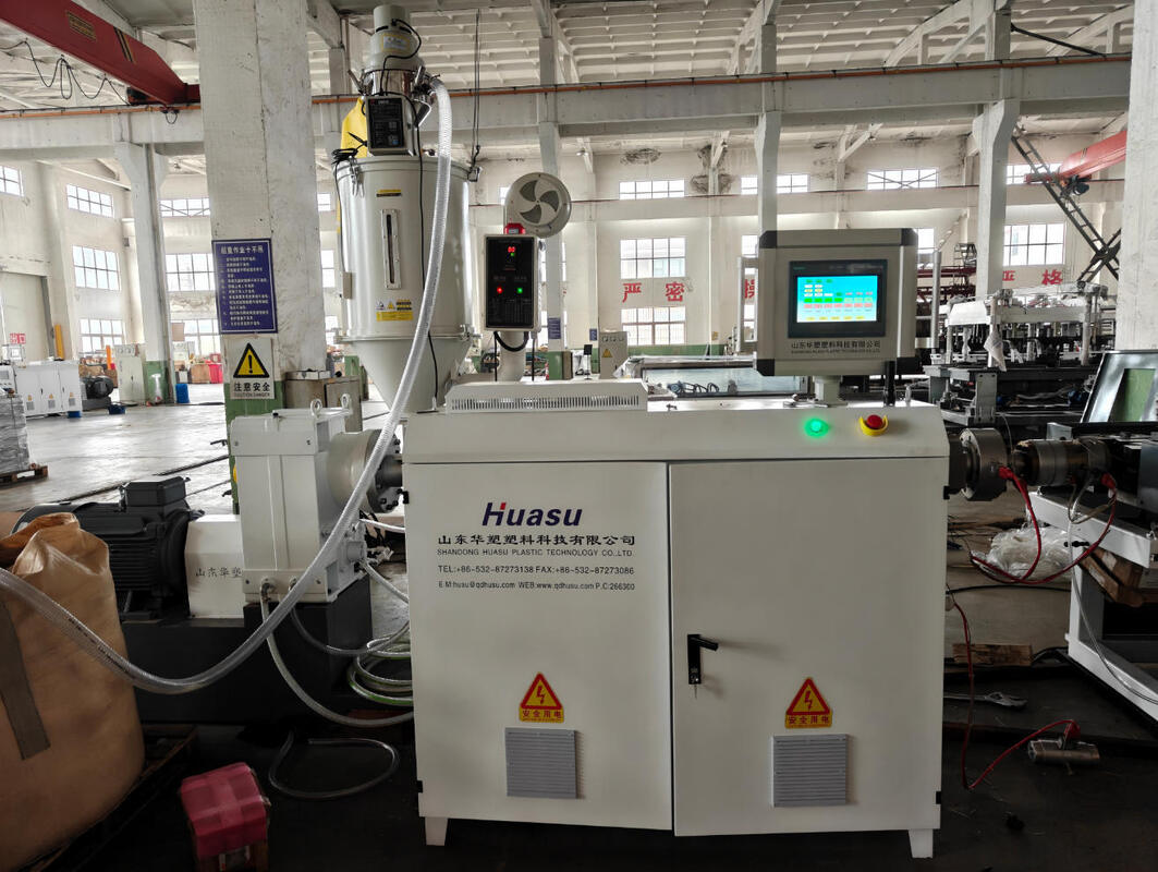 Tam Otomatik Tek Duvarlı Dalgalanmış Boru Ekstrüzyon Hattı 40-80kg/h Çıkış ve 110mm Maksimum Boru Boyutu