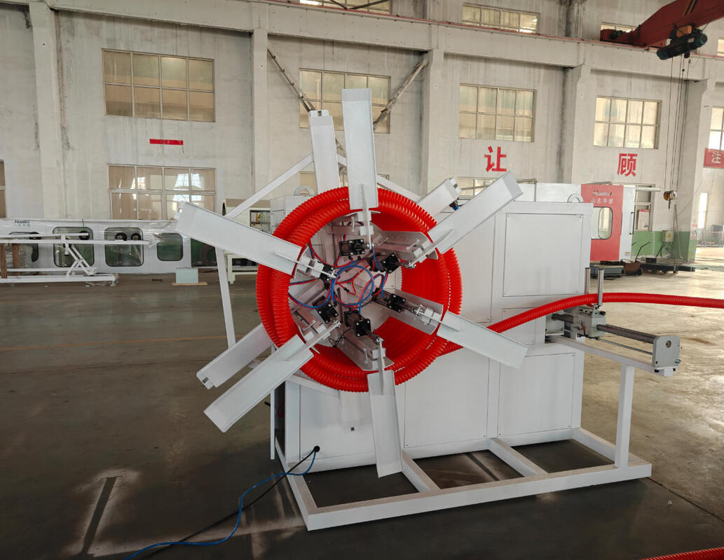 Endüstriyel kullanım için LD oranı 33 38 40 ile otomatik yüksek hassasiyetli tek duvarlı dalgalanmış boru çıkartma makinesi