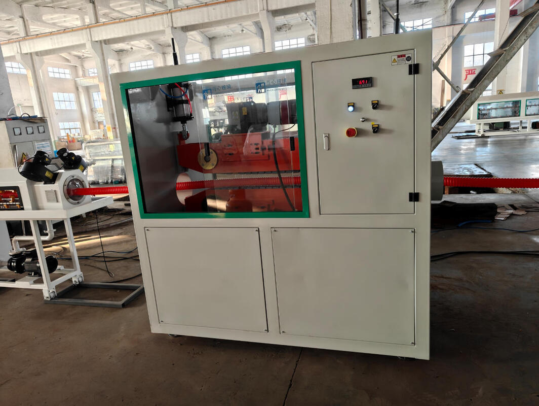 400-1000 Kapasiteli ve 16mm-1600mm Boru Çapı Aralığında Otomatik Oluklu Boru Üretimi için Tek Duvarlı Oluklu Boru Ekstrüzyon Hattı