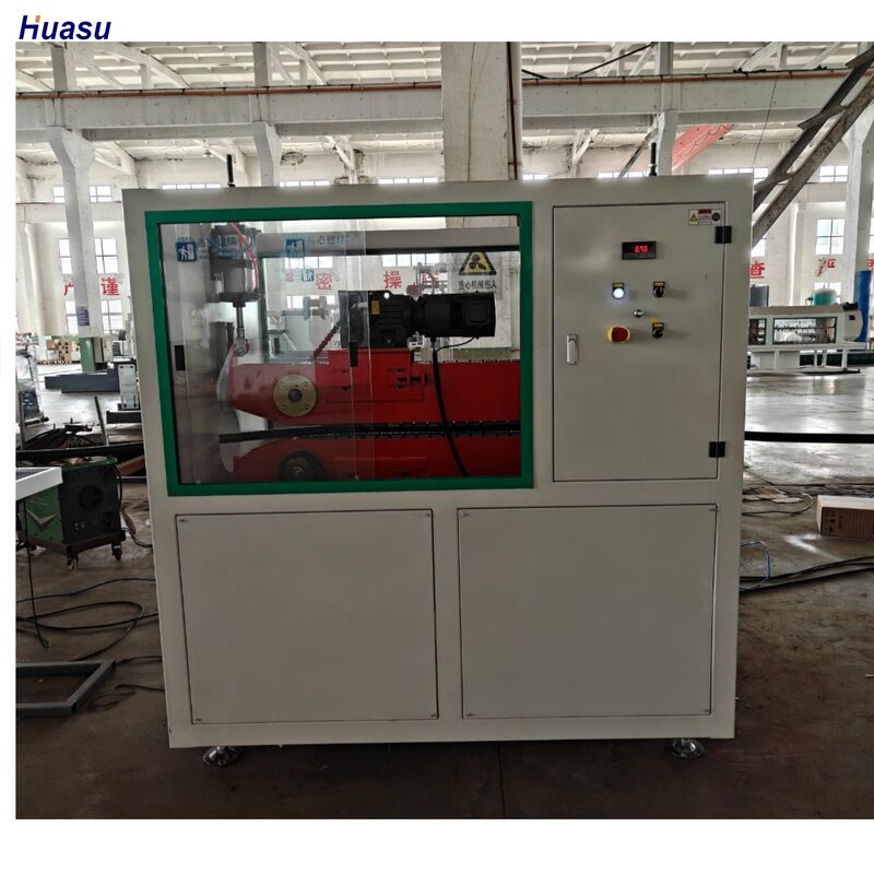 16mm-1600mm Boru Çap Aralığı ve Yüksek Hassasiyetli Su Soğutmalı Tek Duvarlı Oluklu Boru Ekstrüzyon Hattı