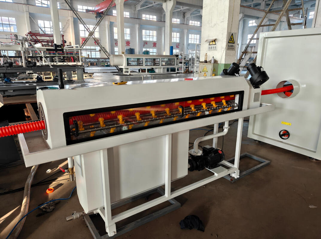 Siemens Elektrik Çift Duvarlı Oluklu Boru Ekstrüzyon Hattı, Su Soğutmalı ve 100kg/sa - 2000kg/sa Üretim Kapasitesi