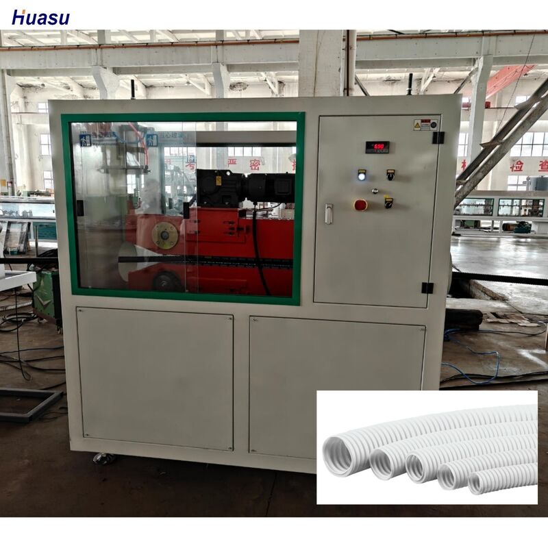 Tek Beslemeli ve 1 Adet Oluk Açıcı ile Su Soğutmalı Tek Cidarlı Oluklu Boru Ekstrüzyon Hattı Kararlı Üretim Süreci Sağlar